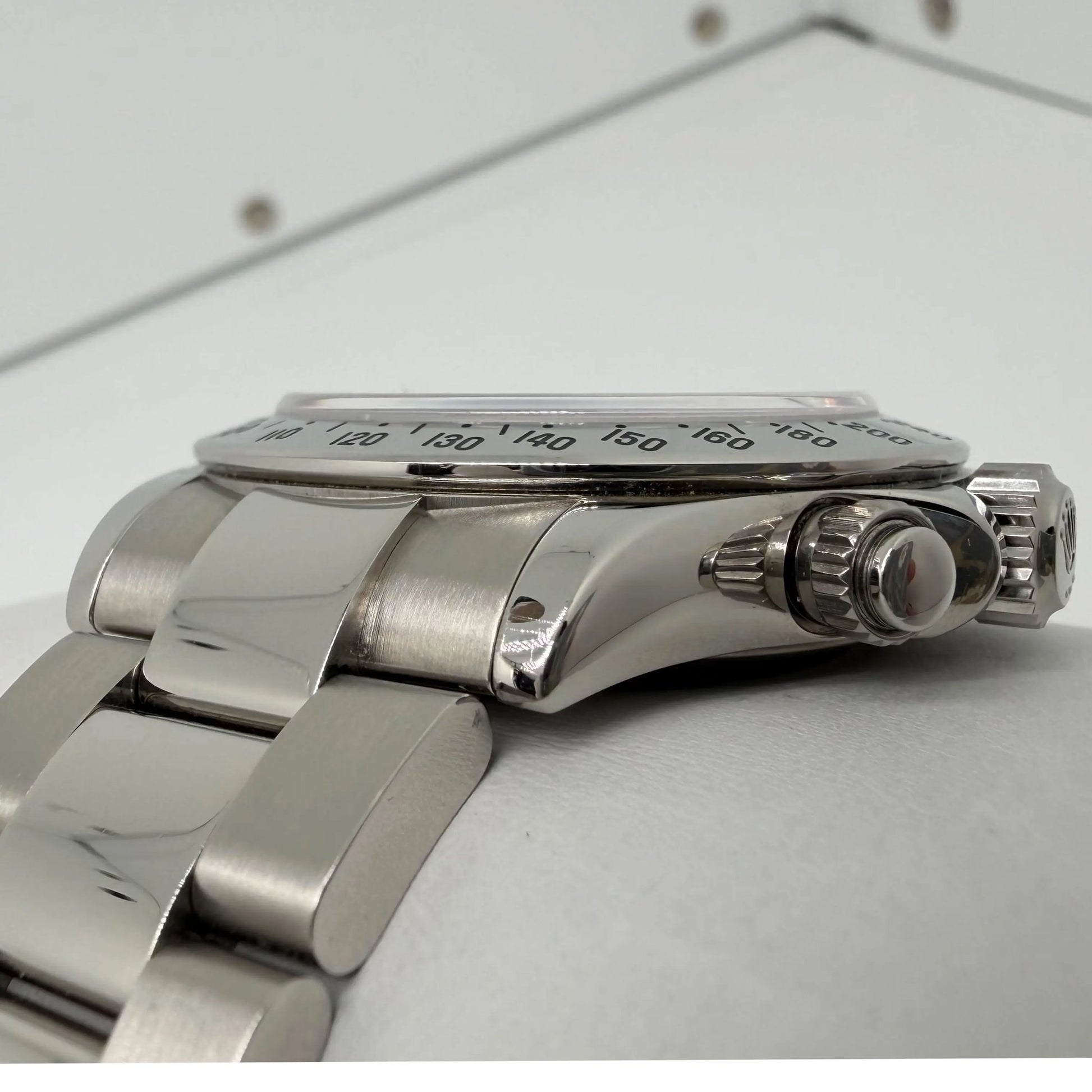 4th image of Rolex Daytona Wristwatch, PreOwned condition