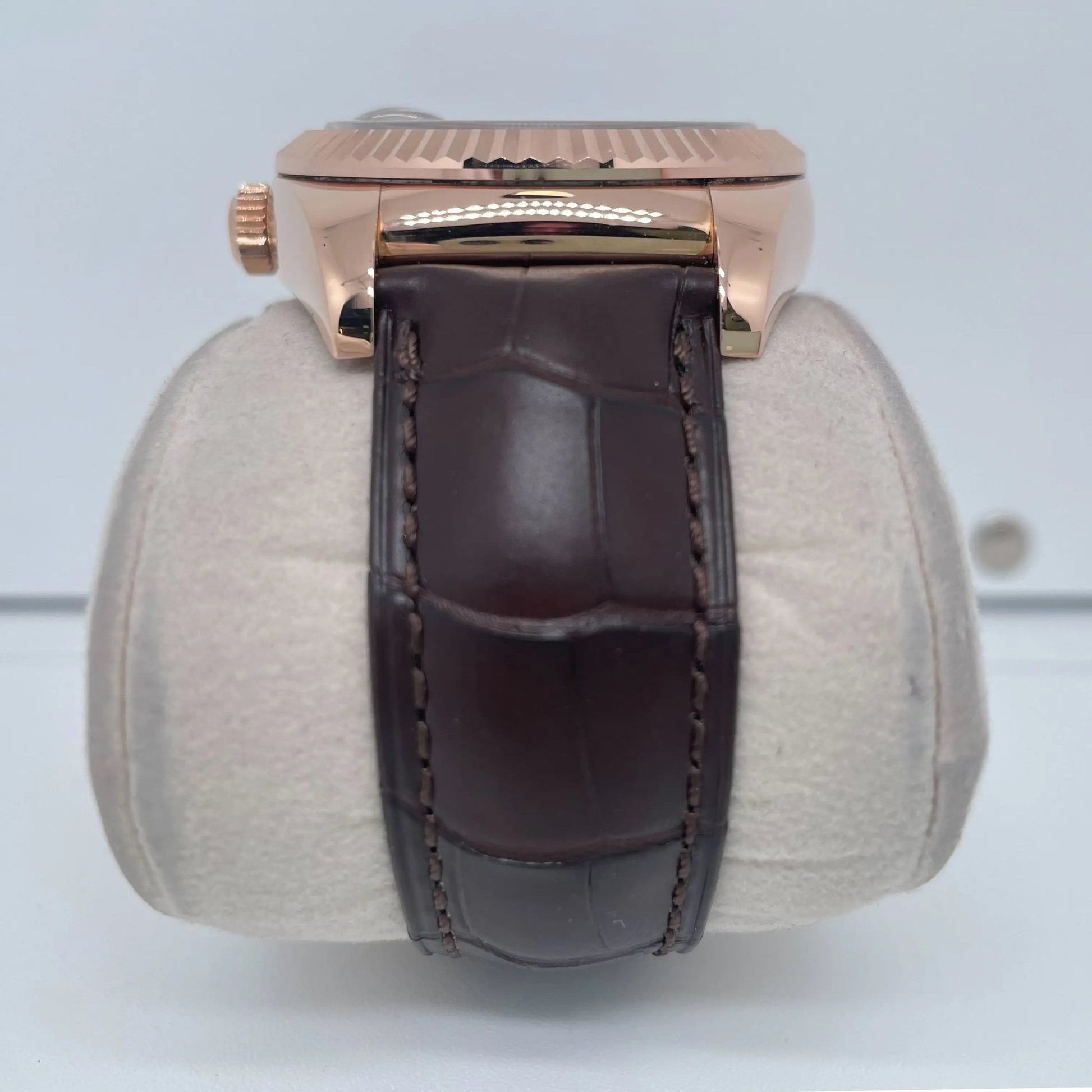 9th image of Rolex Rolex Sky-Dweller 326135 Wristwatch, PreOwned condition