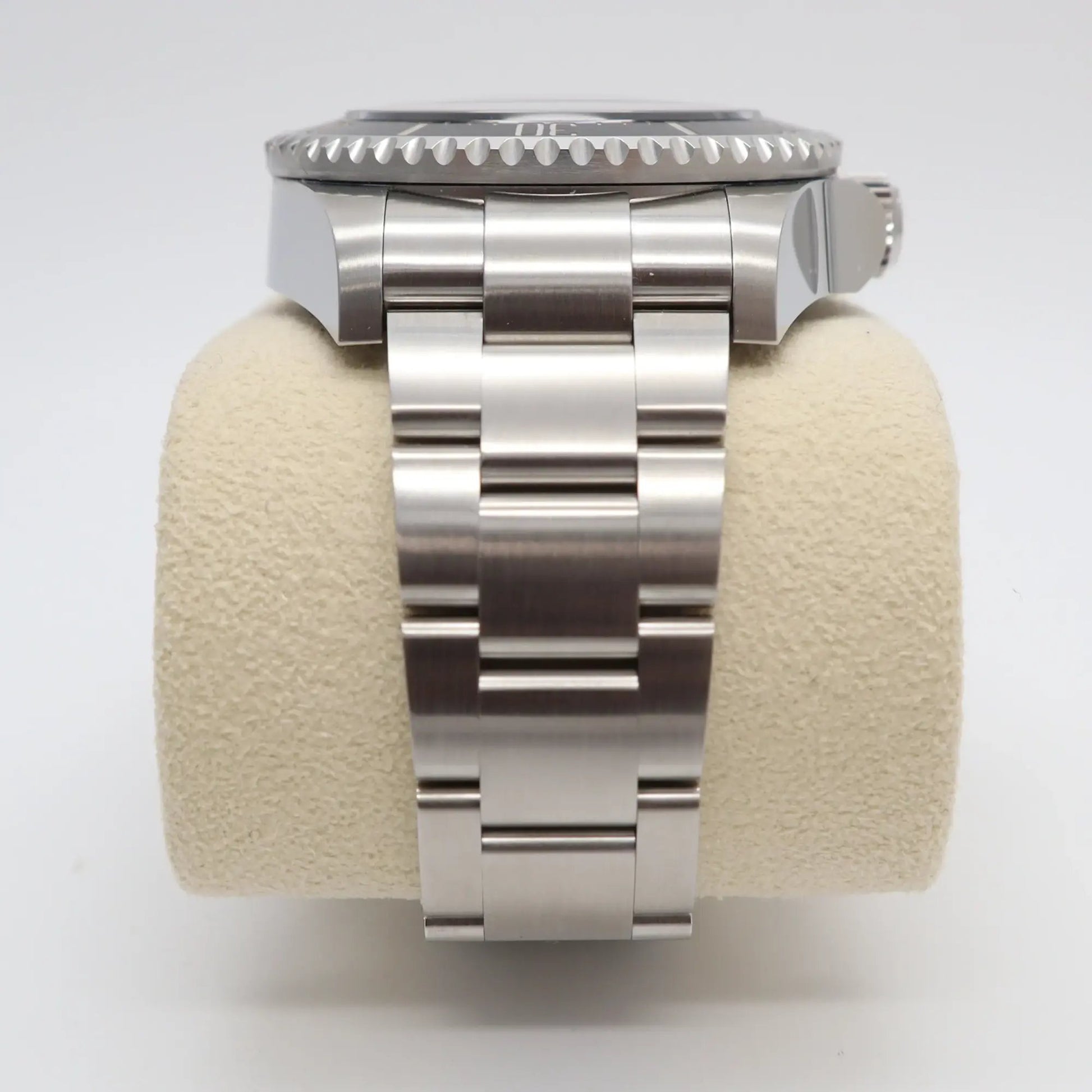 8th image of Rolex Rolex Sea-Dweller 136660 Wristwatch, New condition