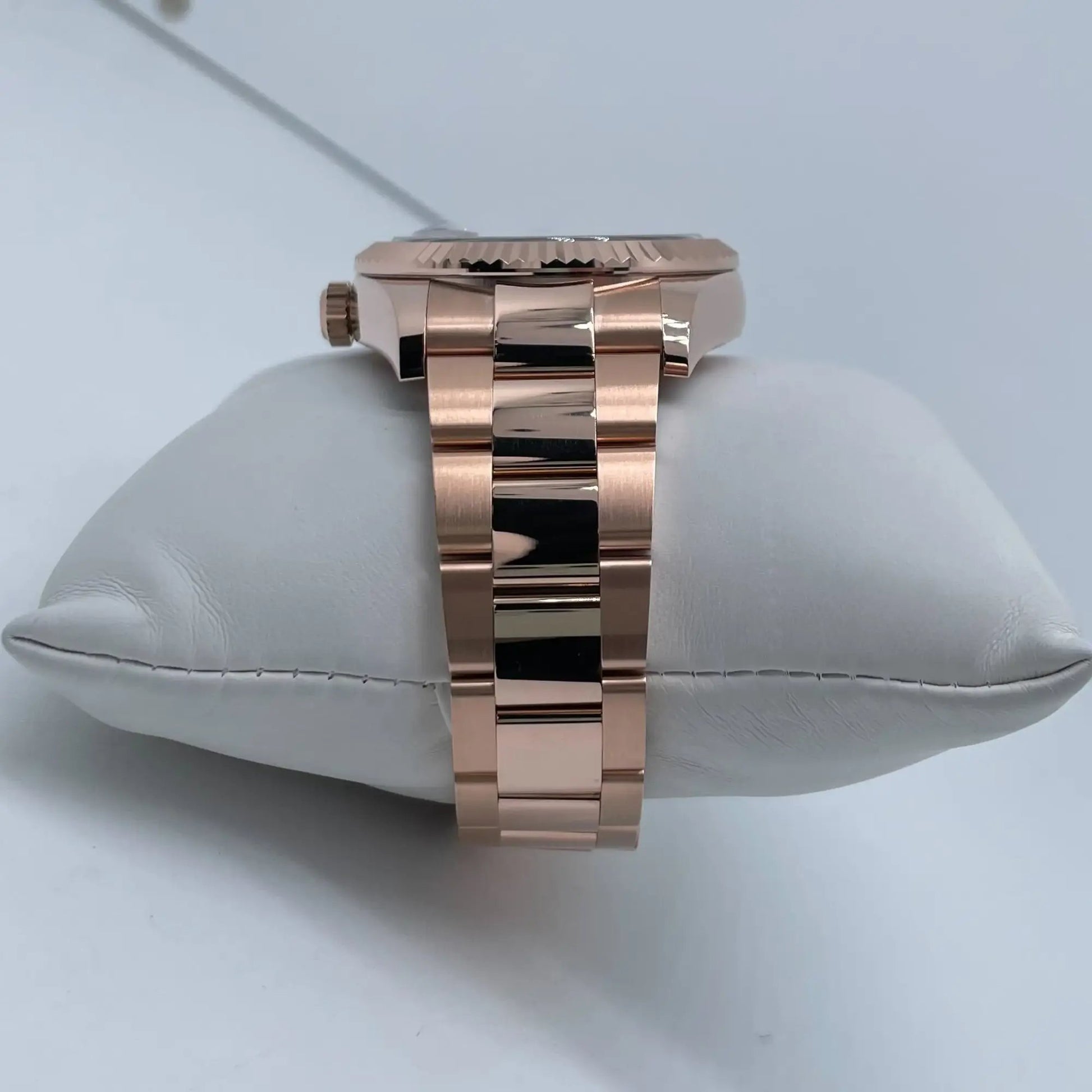 9th image of Rolex Sky-Dweller Wristwatch, New condition