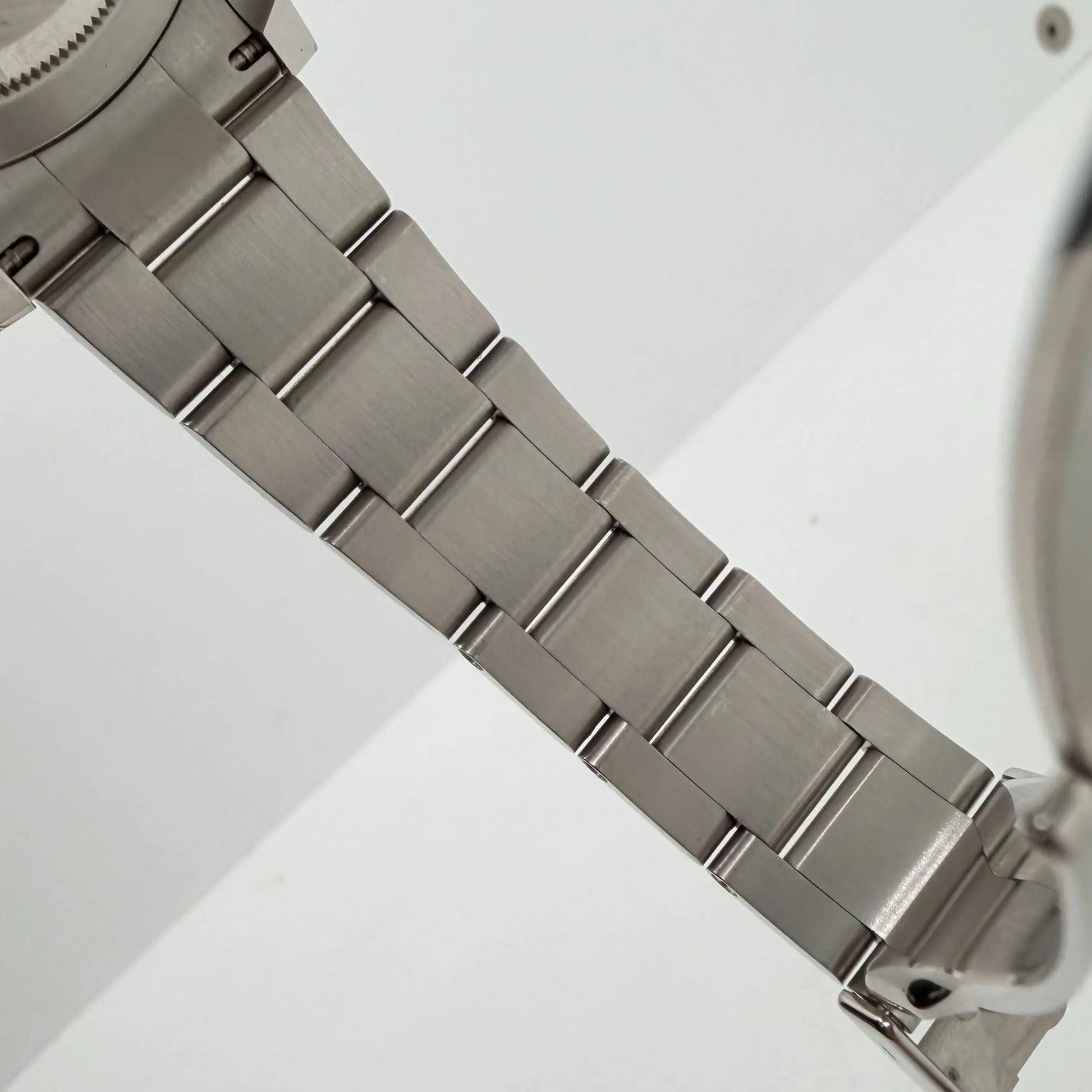 11th image of Rolex Rolex Cosmograph Daytona Wristwatch, PreOwned condition