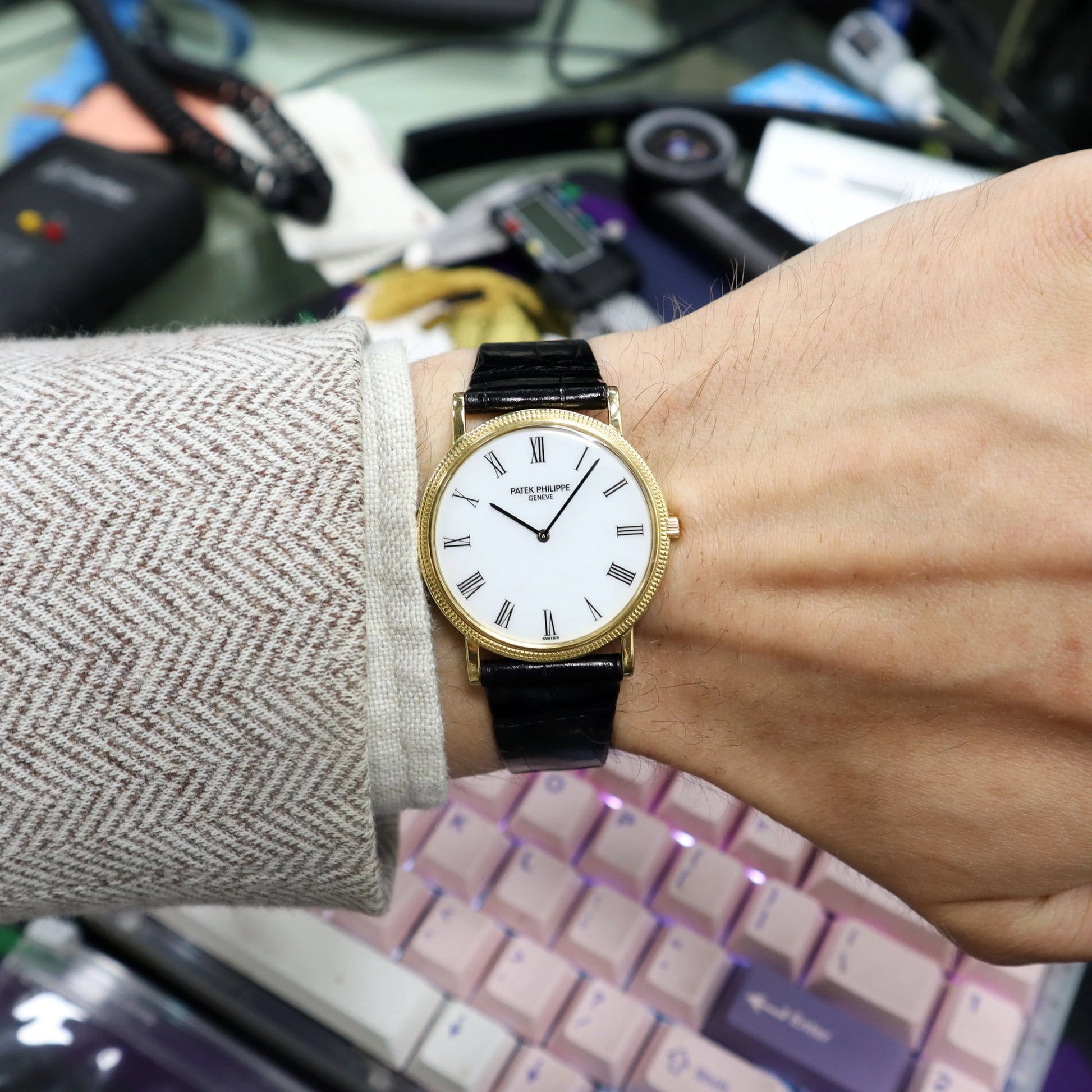 3rd image of Patek Philippe Calatrava Wristwatch, PreOwned condition