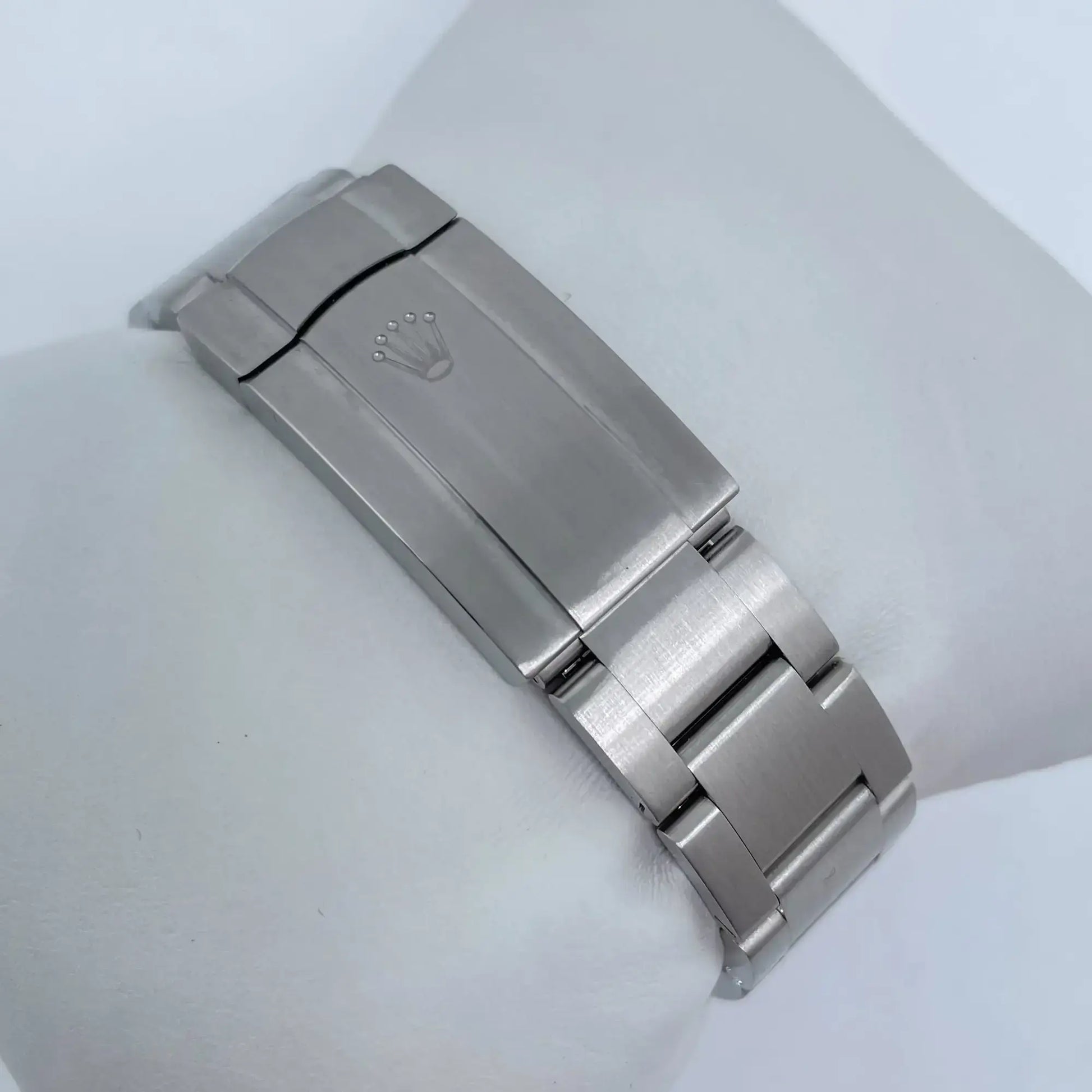 11th image of Rolex Oyster Perpetual  Wristwatch, PreOwned condition