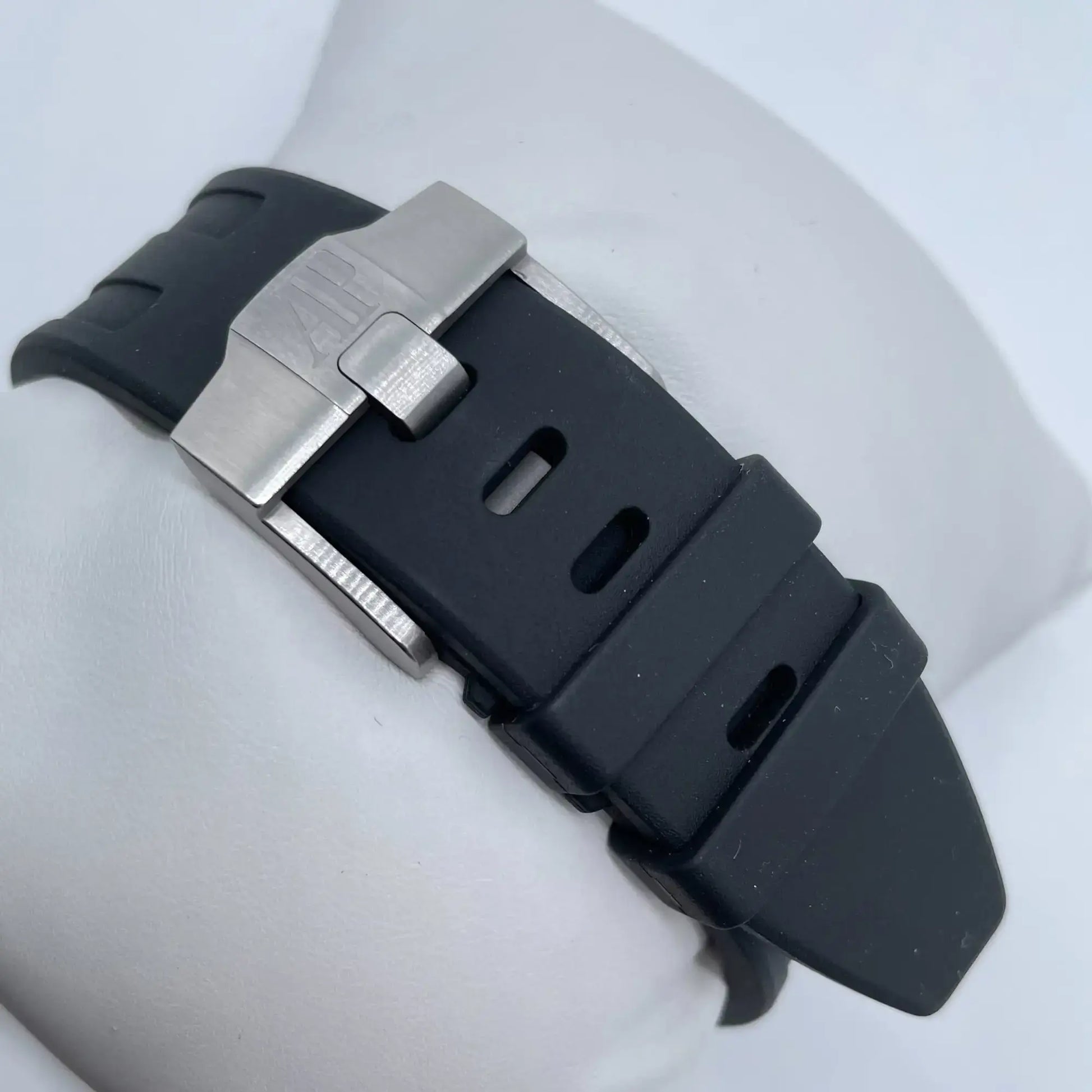 11th image of Audemars Piguet 26170ST.OO.D091CR.01 Wristwatch, PreOwned condition