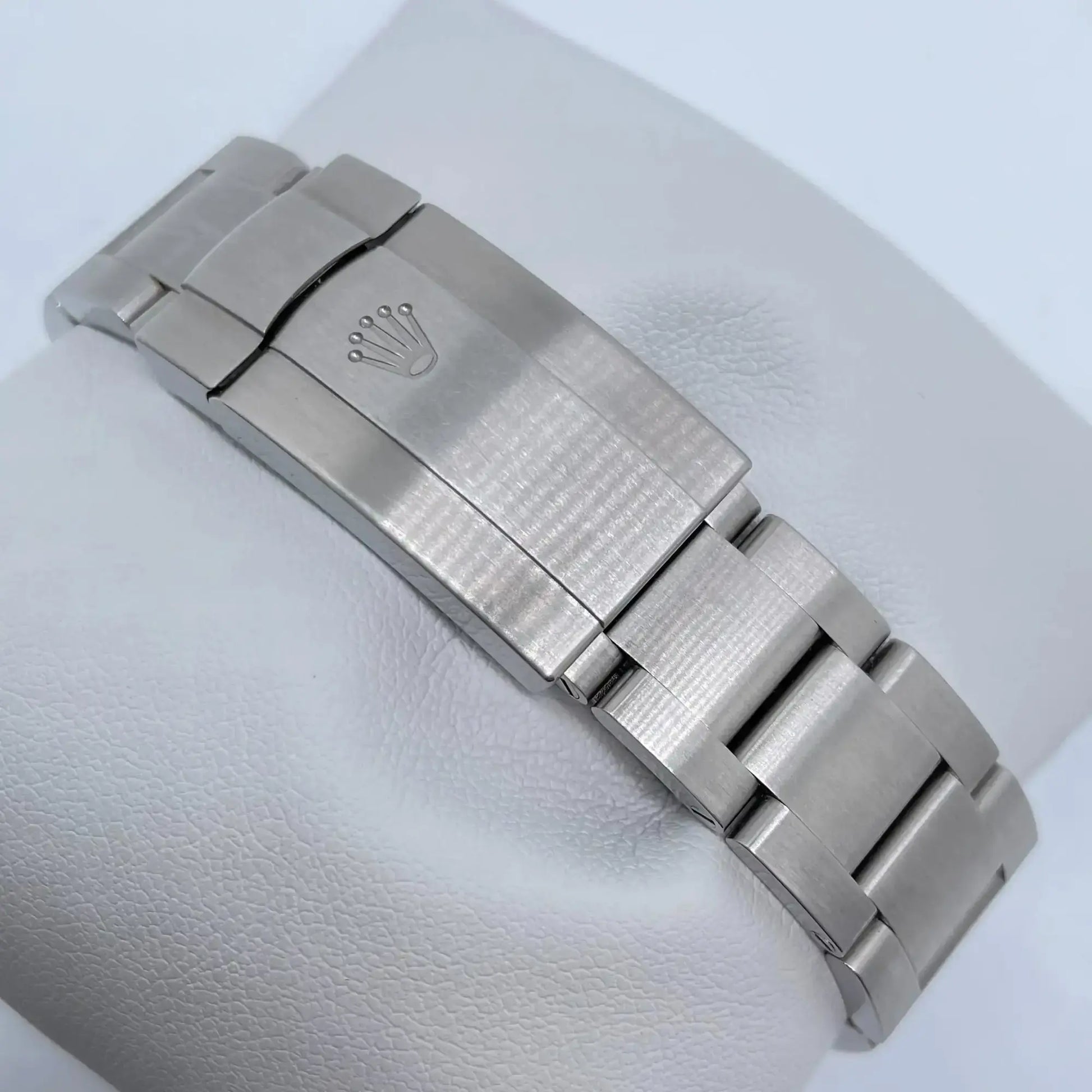 12th image of Rolex Oyster Perpetual Wristwatch, PreOwned condition