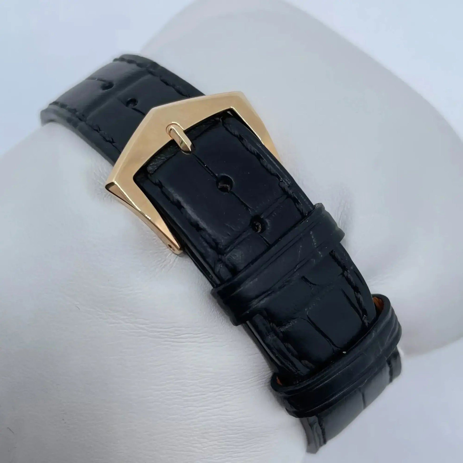 12th image of Patek Philippe Patek Philippe Calatrava Wristwatch, PreOwned condition