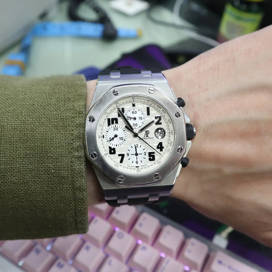 2nd image of Audemars Piguet 26170ST.OO.D091CR.01 Wristwatch, PreOwned condition