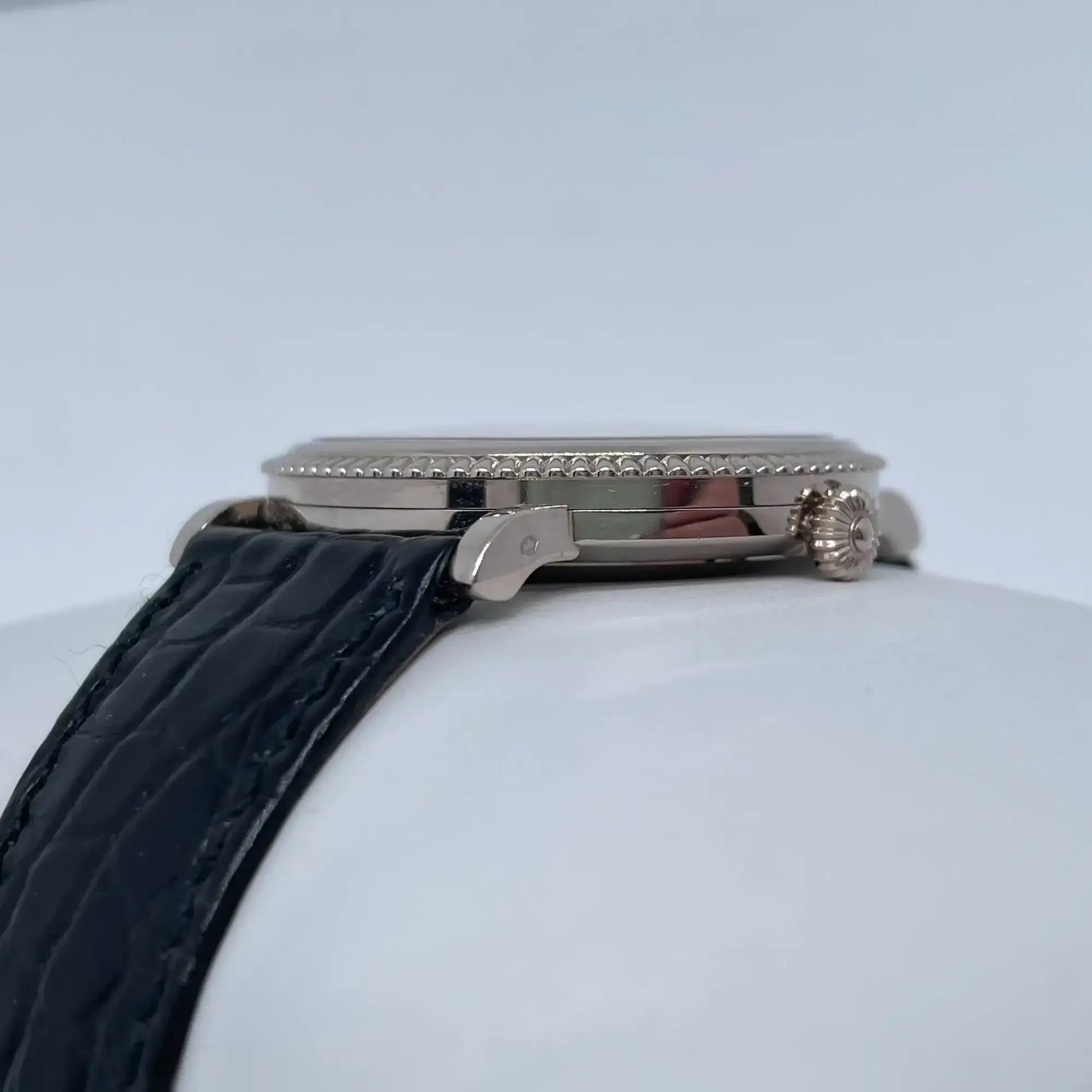3rd image of Patek Philippe Patek Philippe Travel Time Wristwatch, PreOwned condition