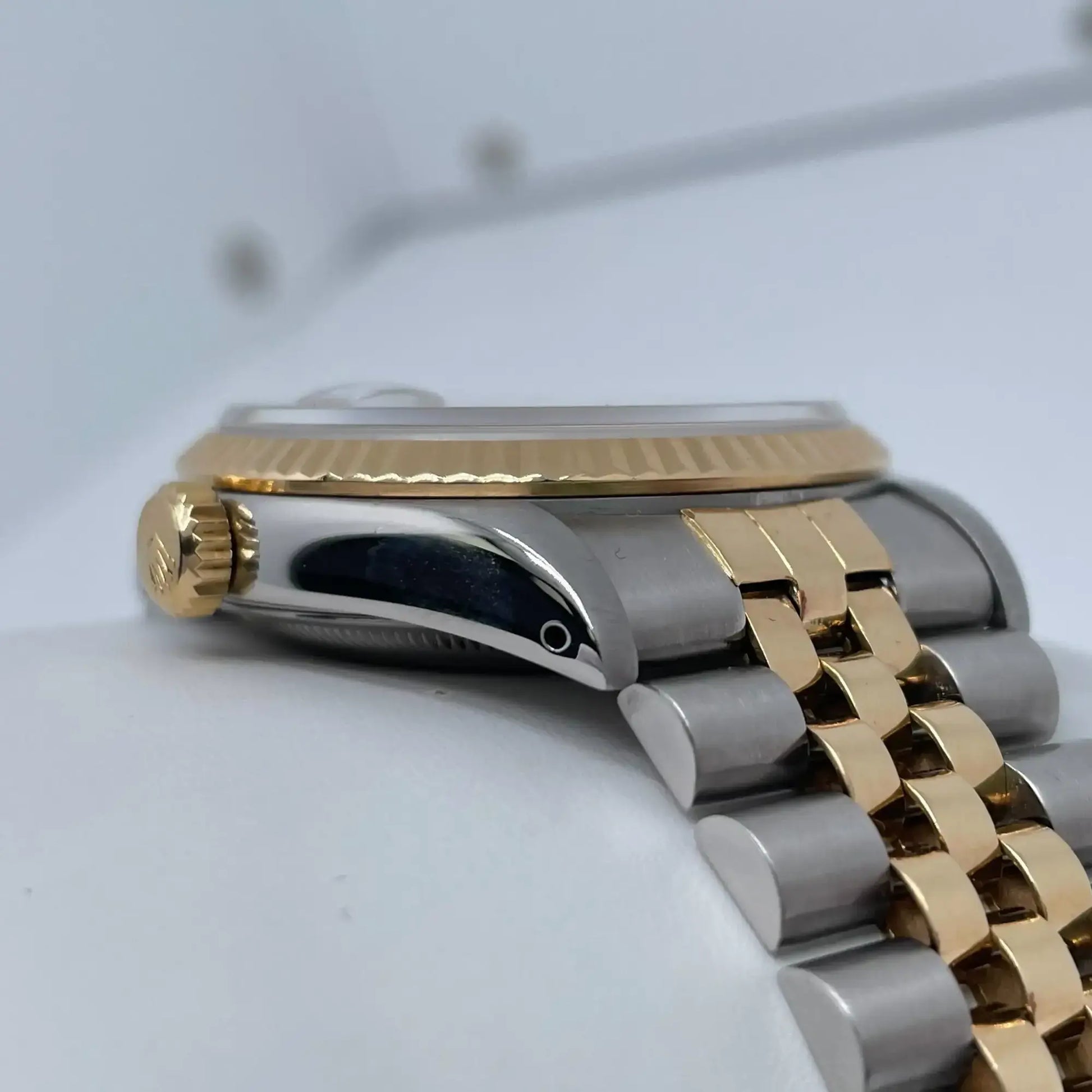 3rd image of Rolex Rolex Datejust 16233 Wristwatch, PreOwned condition