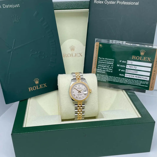 3rd image of Rolex Datejust  Wristwatch, PreOwned condition