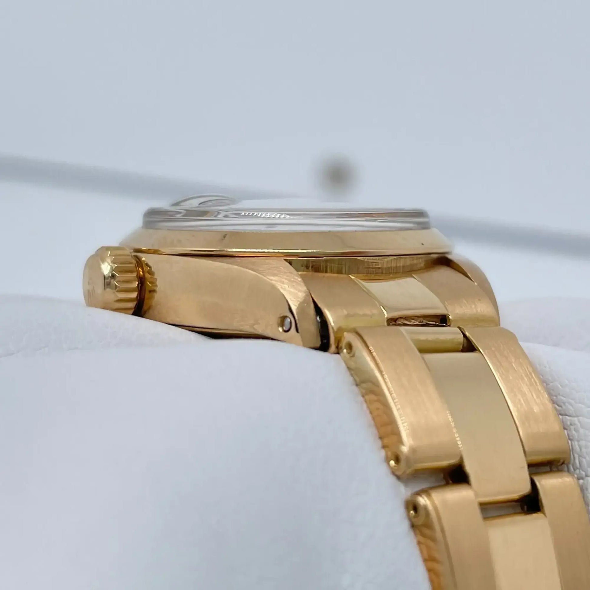 3rd image of Rolex Datejust Wristwatch, PreOwned condition