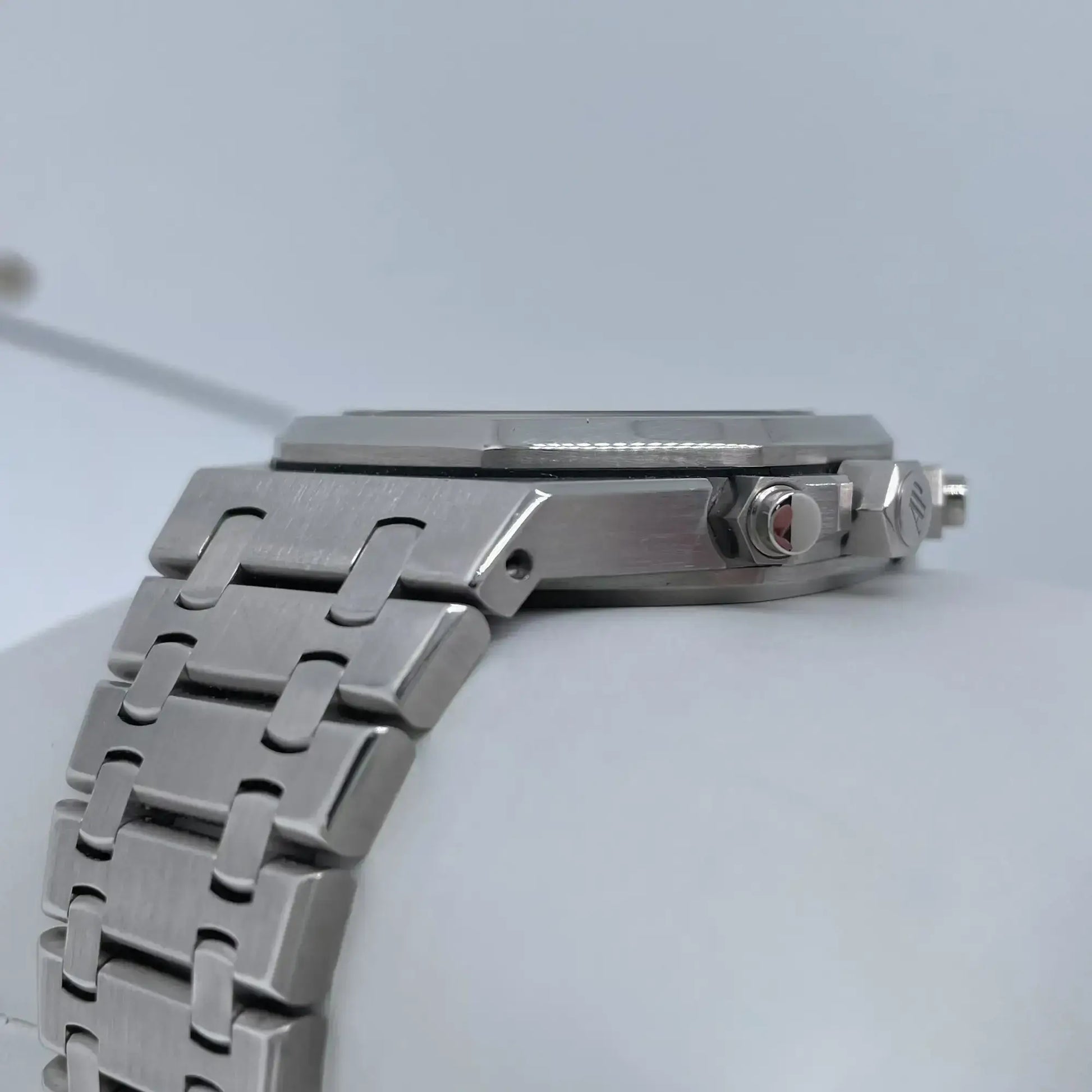 4th image of Audemars Piguet 26320ST.OO.1220ST.02 Wristwatch, PreOwned condition