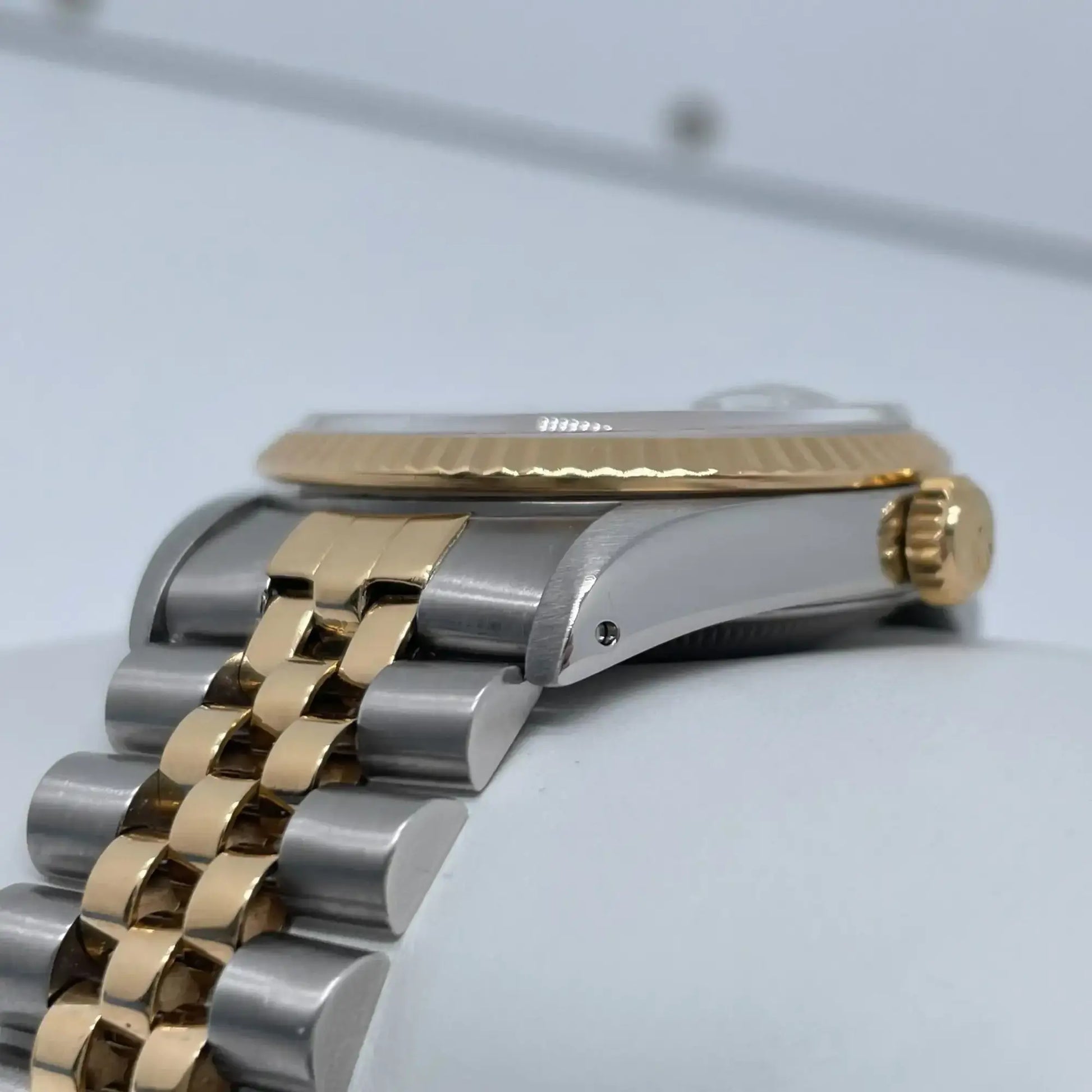 4th image of Rolex Rolex Datejust 16233 Wristwatch, PreOwned condition