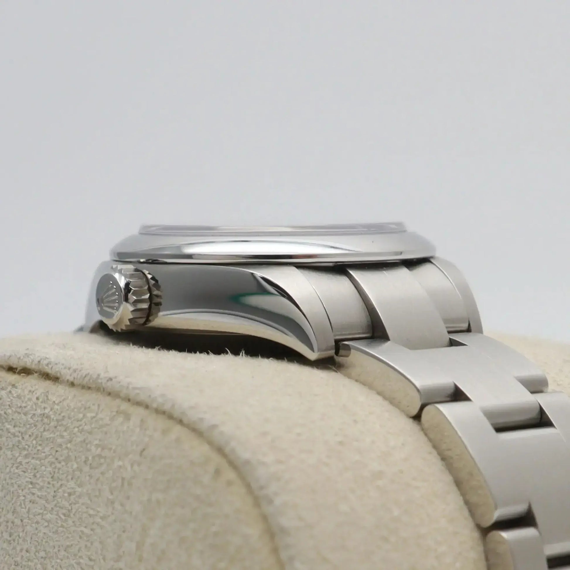 4th image of Rolex 276200 Wristwatch, PreOwned condition