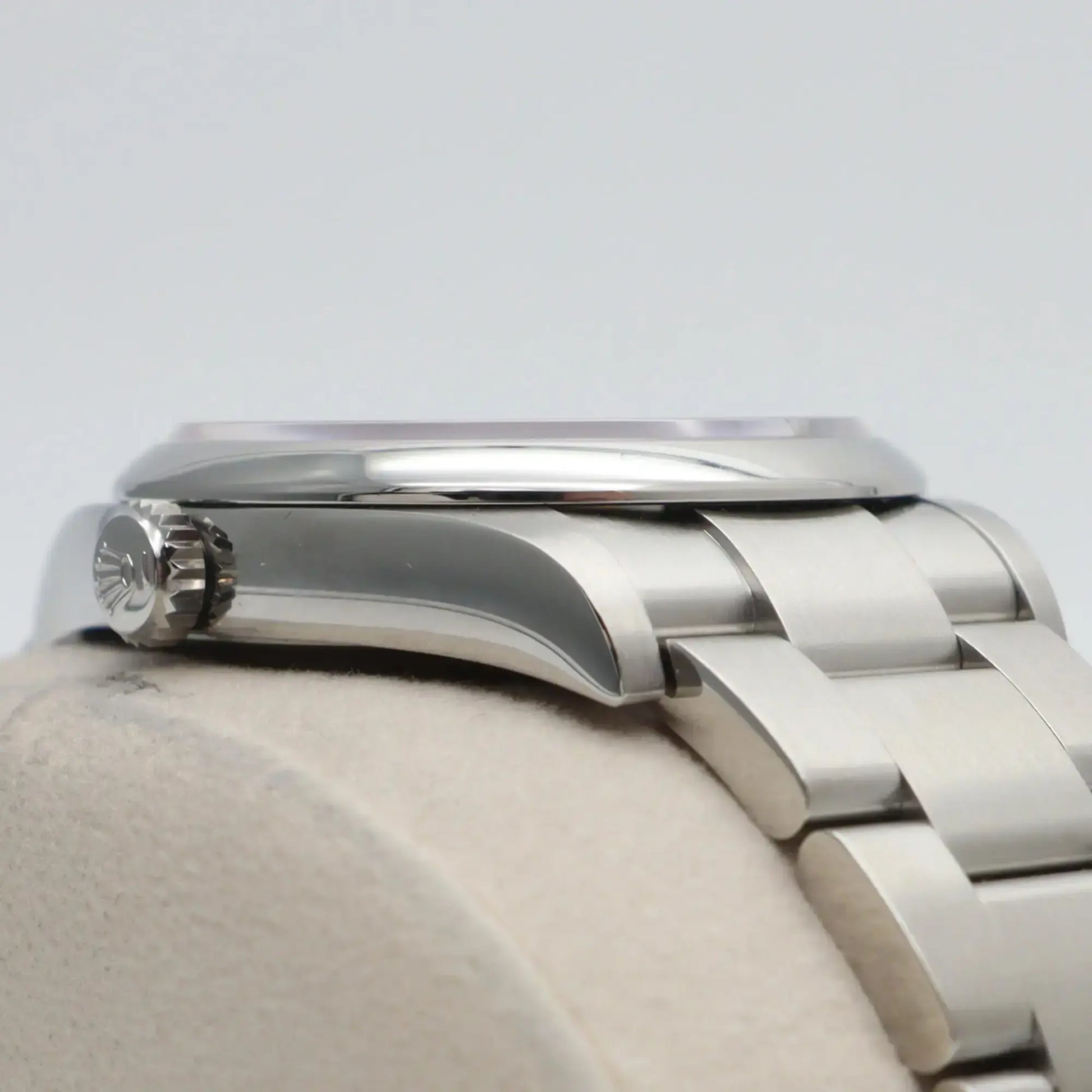 5th image of Rolex Rolex Oyster Perpetual Wristwatch, New condition