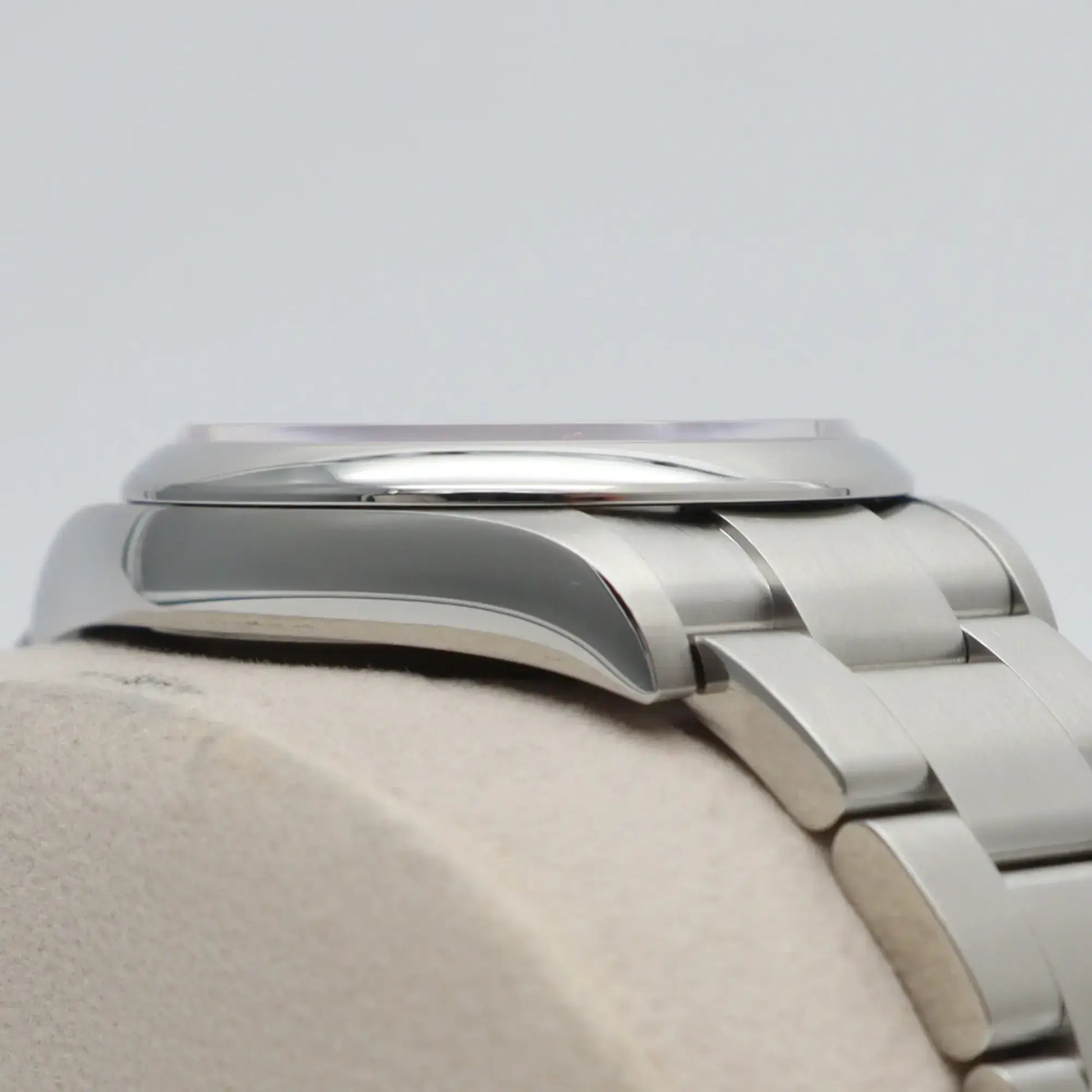 5th image of Rolex Rolex Oyster Perpetual Wristwatch, New condition