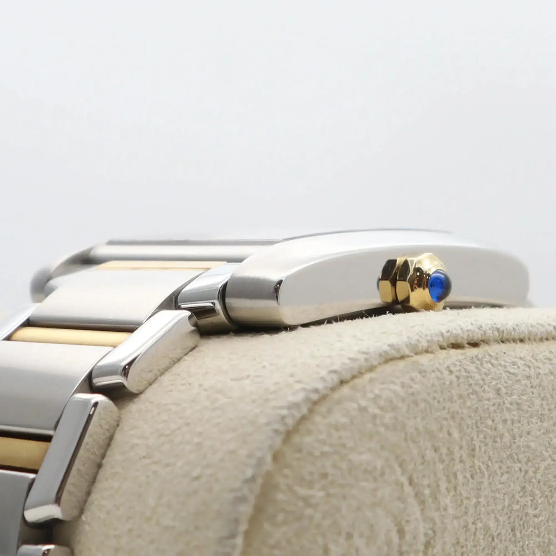 5th image of Cartier  Cartier Tank Francaise Wristwatch, PreOwned condition