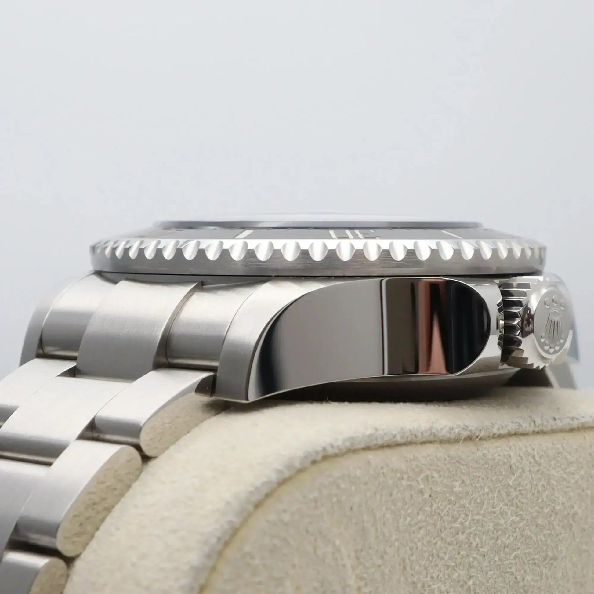 5th image of Rolex Rolex Sea-Dweller 136660 Wristwatch, PreOwned condition