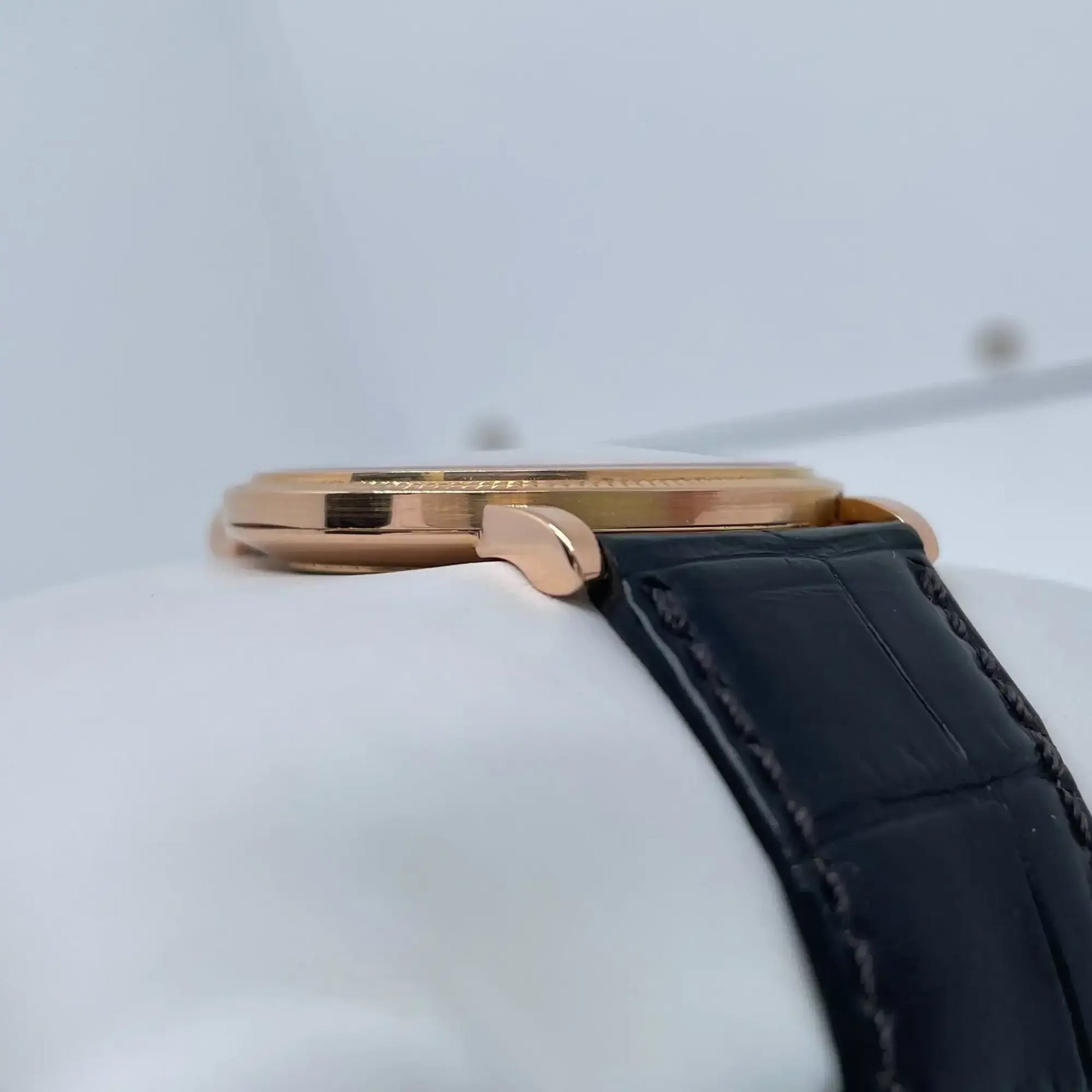 5th image of Patek Philippe Patek Philippe Calatrava Wristwatch, PreOwned condition