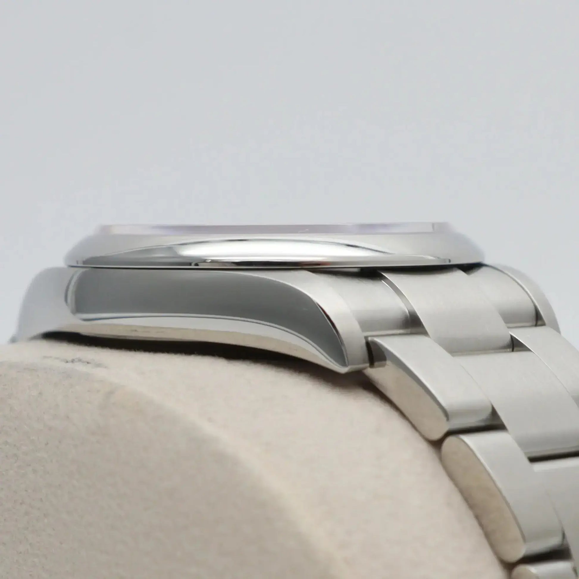 7th image of Rolex Rolex Oyster Perpetual Wristwatch, New condition