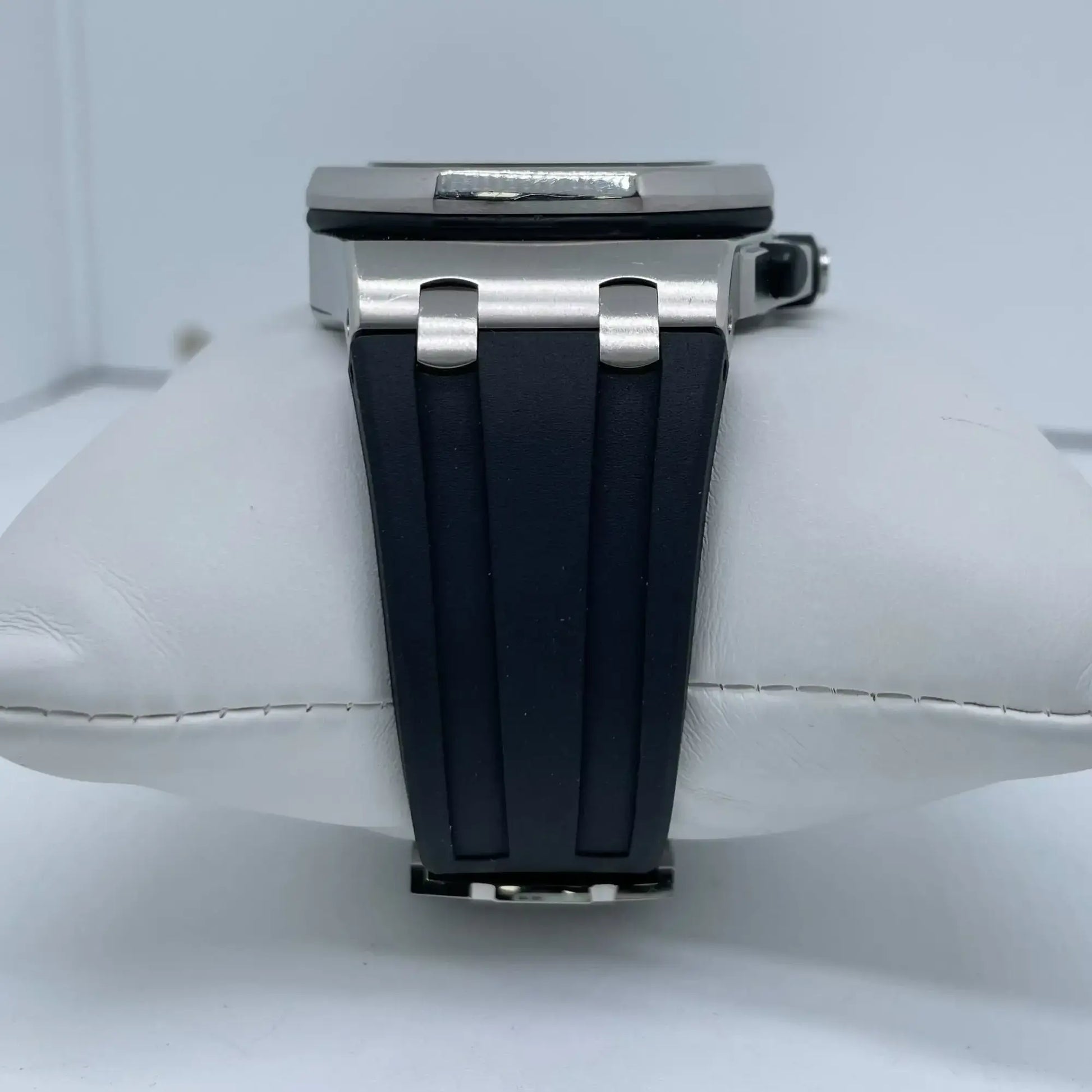 7th image of Audemars Piguet 26170ST.OO.D091CR.01 Wristwatch, PreOwned condition
