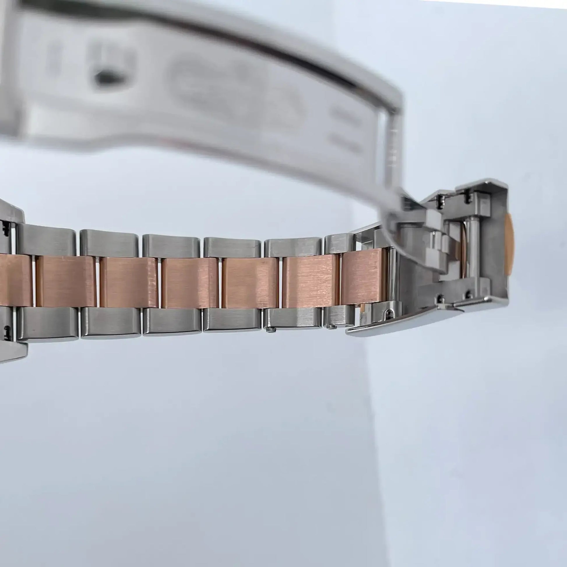 8th image of Rolex  Rolex Oyster Perpetual Datejust Wristwatch, PreOwned condition