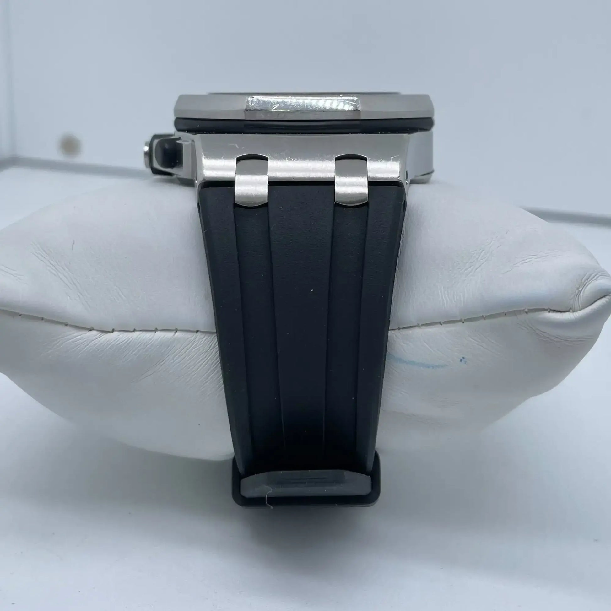 8th image of Audemars Piguet 26170ST.OO.D091CR.01 Wristwatch, PreOwned condition