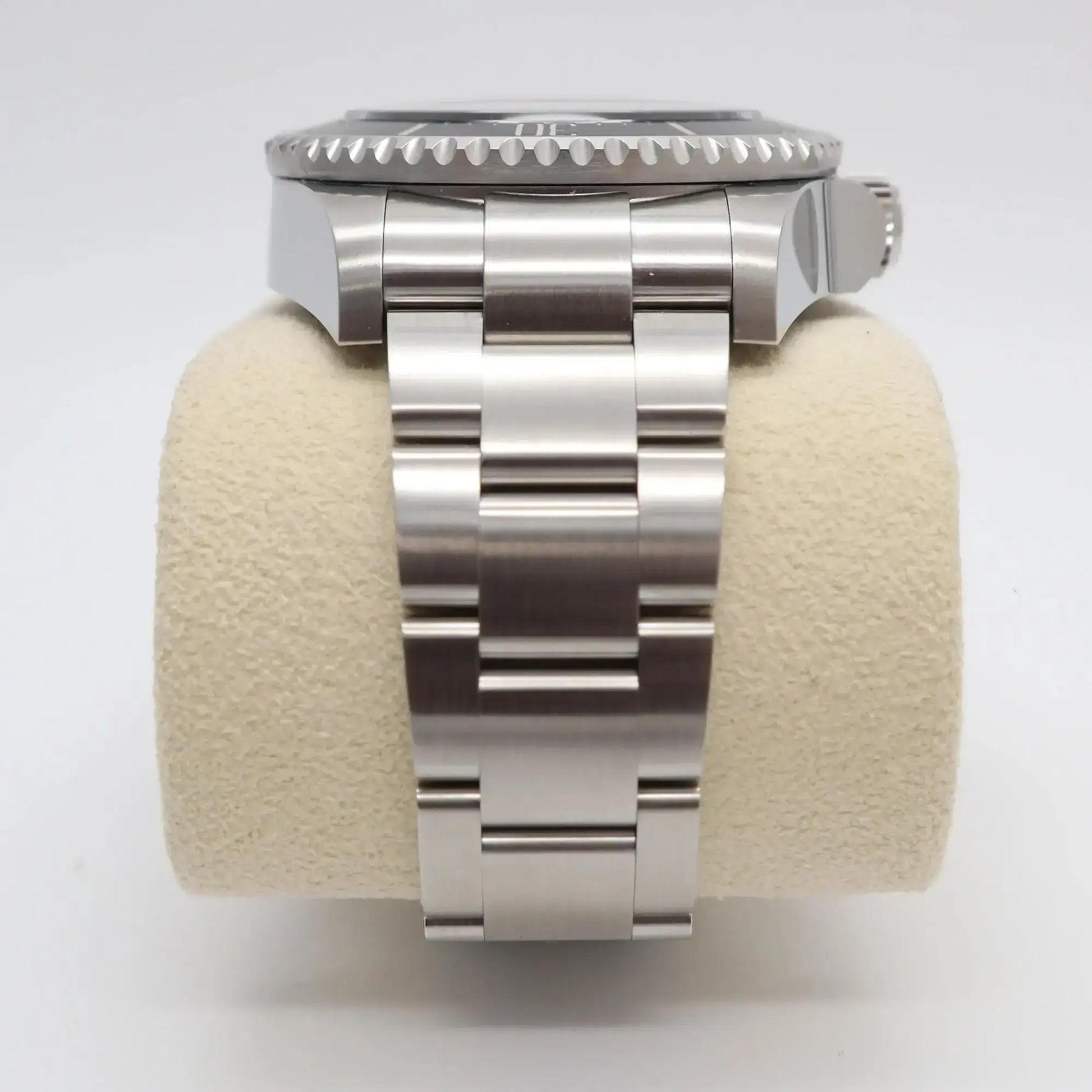 8th image of Rolex Rolex Sea-Dweller 136660 Wristwatch, PreOwned condition