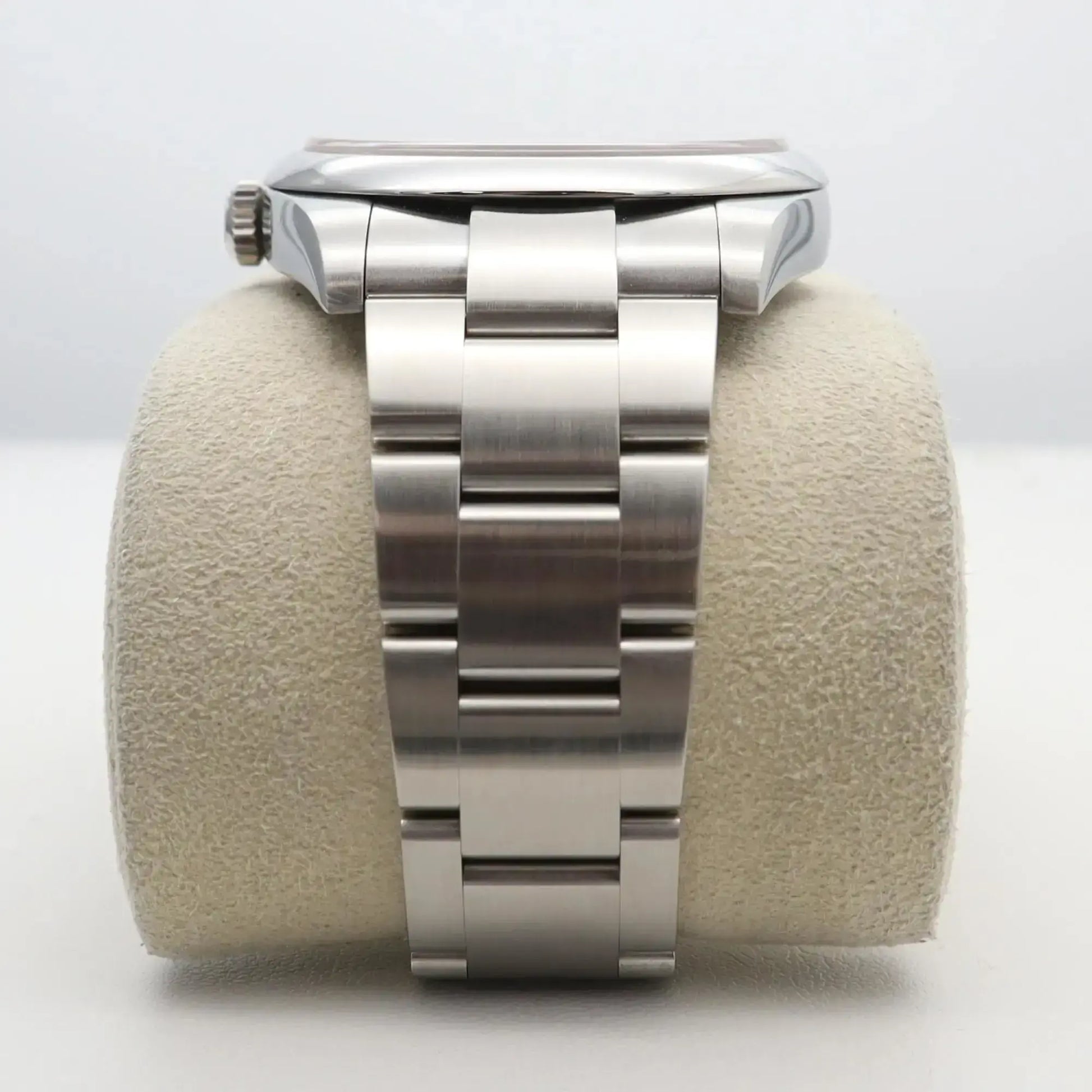 9th image of Rolex Rolex Oyster Perpetual 124300 Wristwatch, New condition