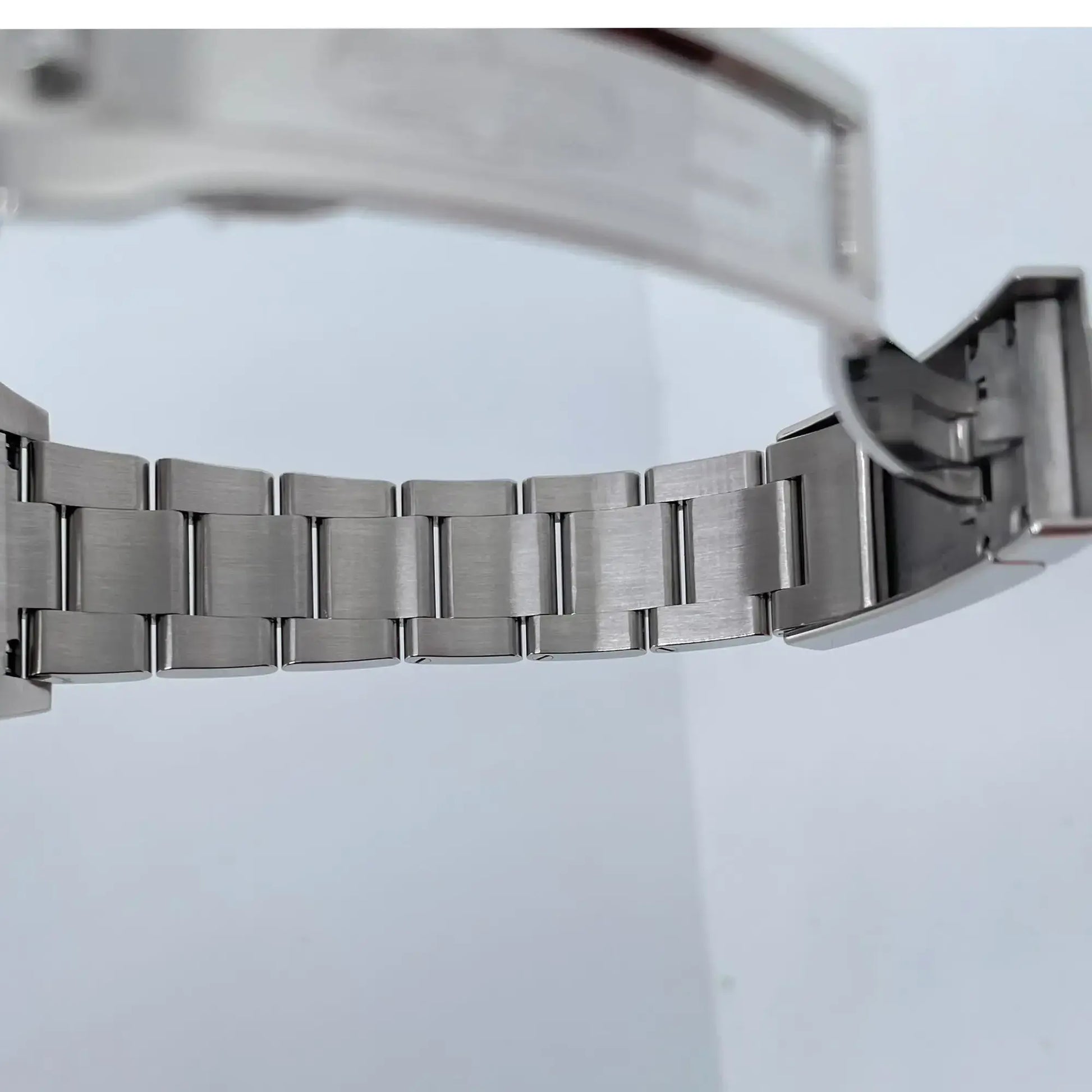 9th image of Rolex Oyster Perpetual  Wristwatch, PreOwned condition