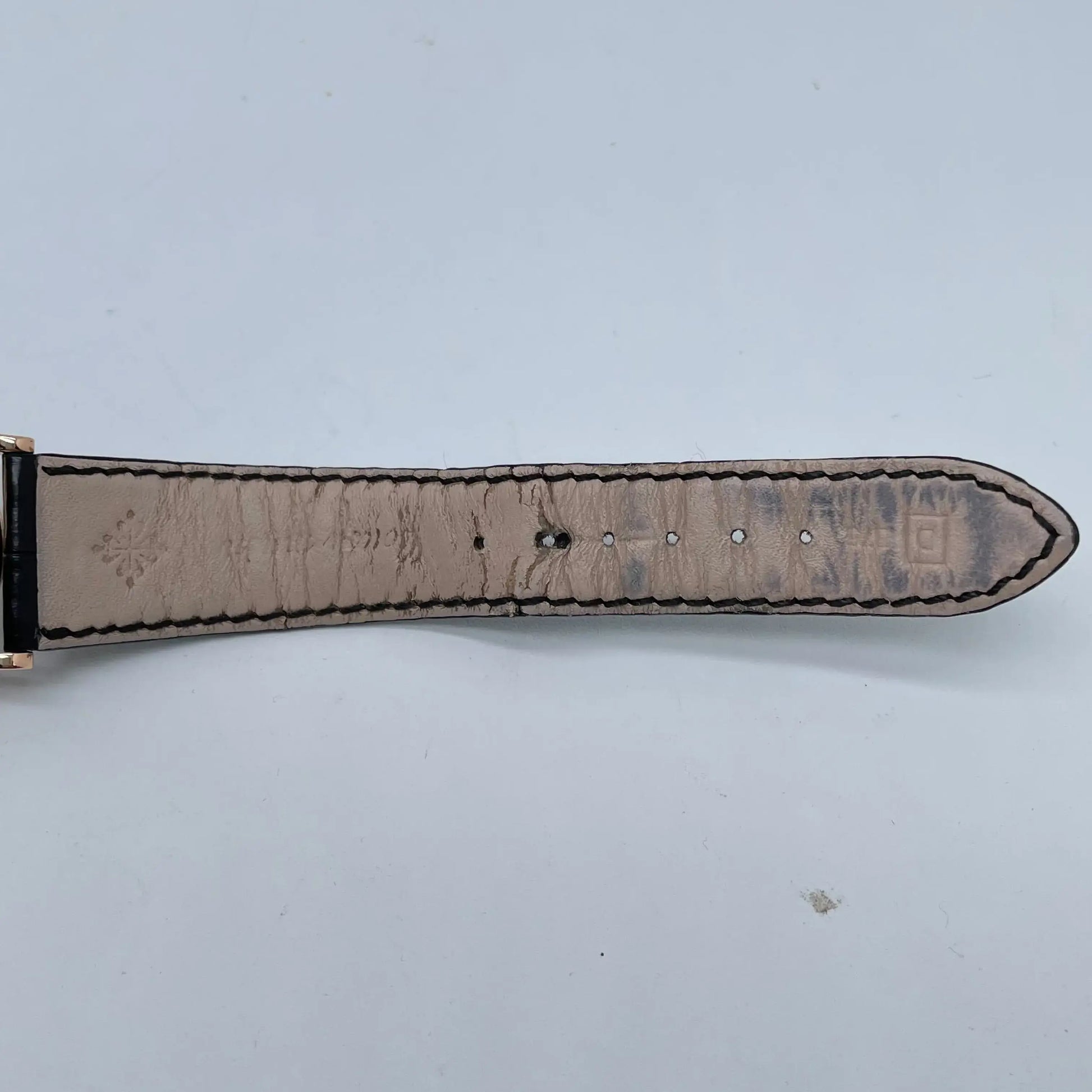 9th image of Patek Philippe Patek Philippe Calatrava Wristwatch, PreOwned condition