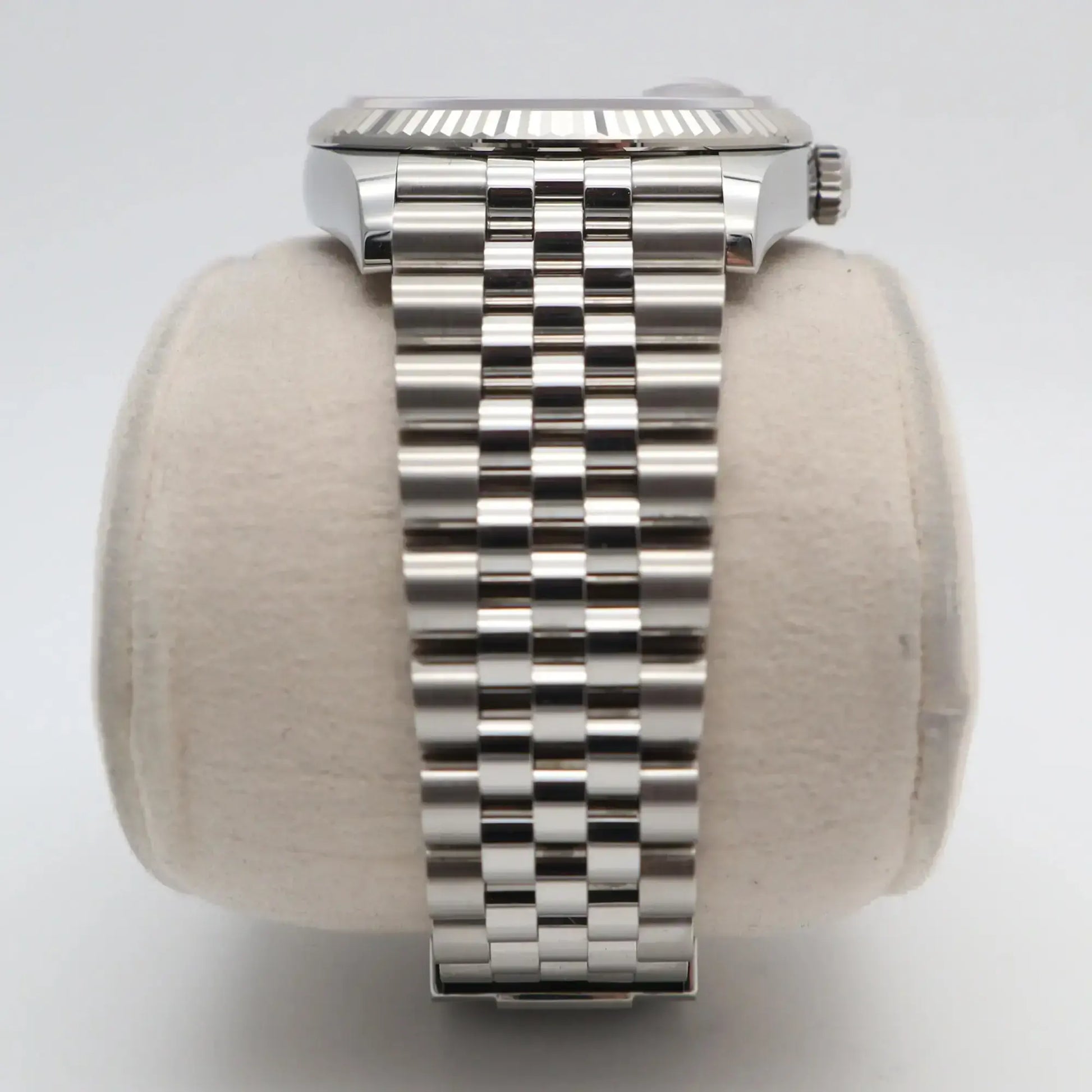 9th image of Rolex 126234 Wristwatch, PreOwned condition