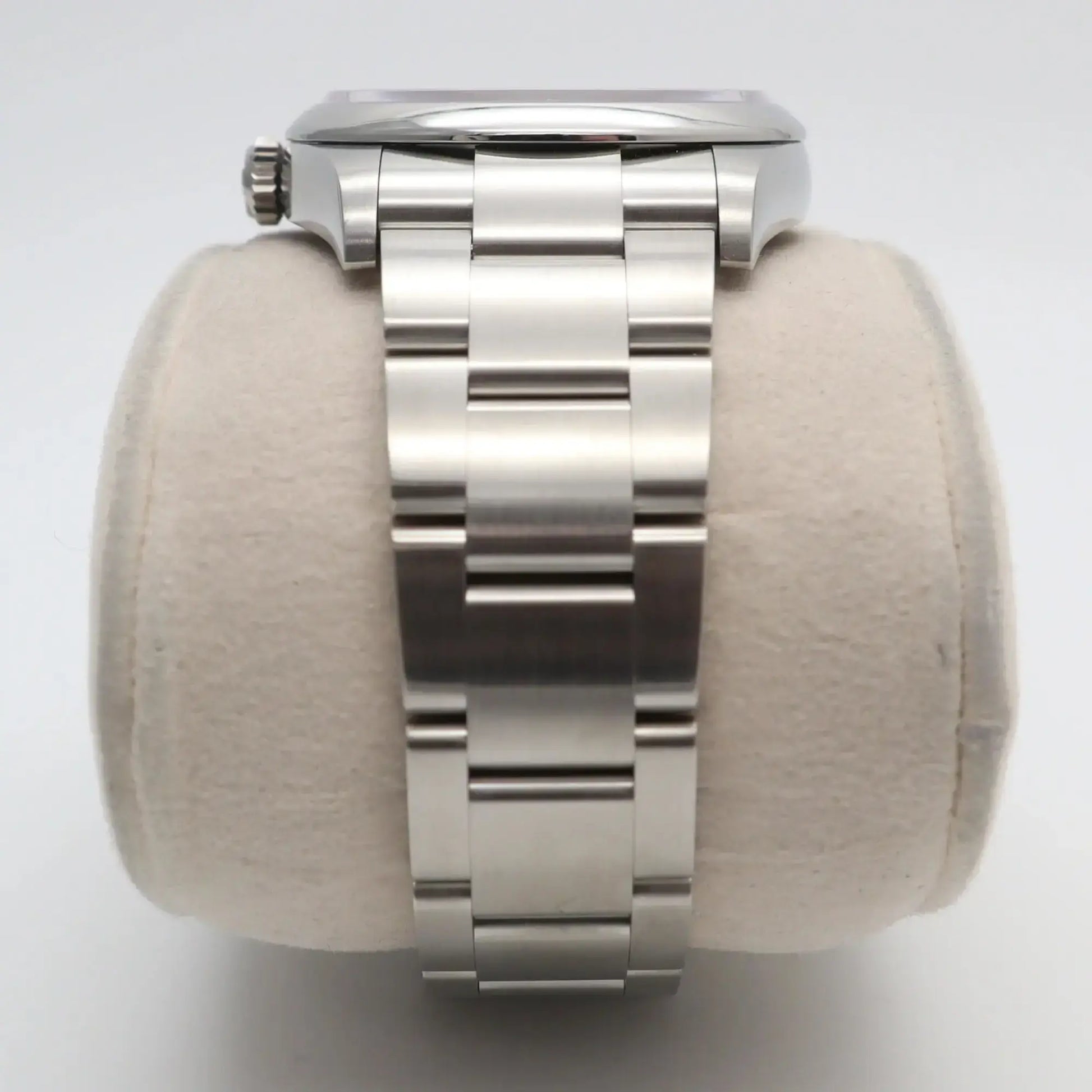 10th image of Rolex Rolex Oyster Perpetual Wristwatch, New condition