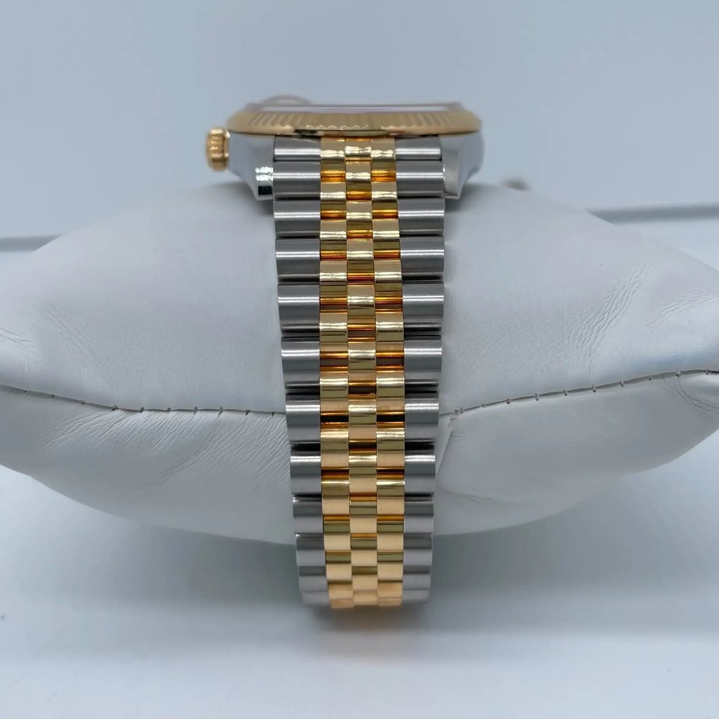 10th image of Rolex  Rolex Datejust Wristwatch, New condition