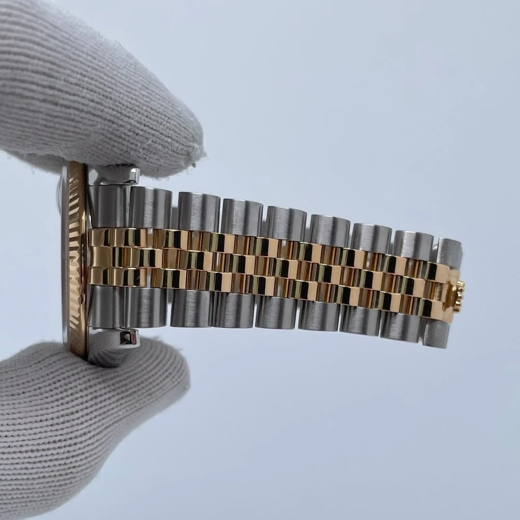 13th image of Rolex  Rolex Datejust Wristwatch, PreOwned condition
