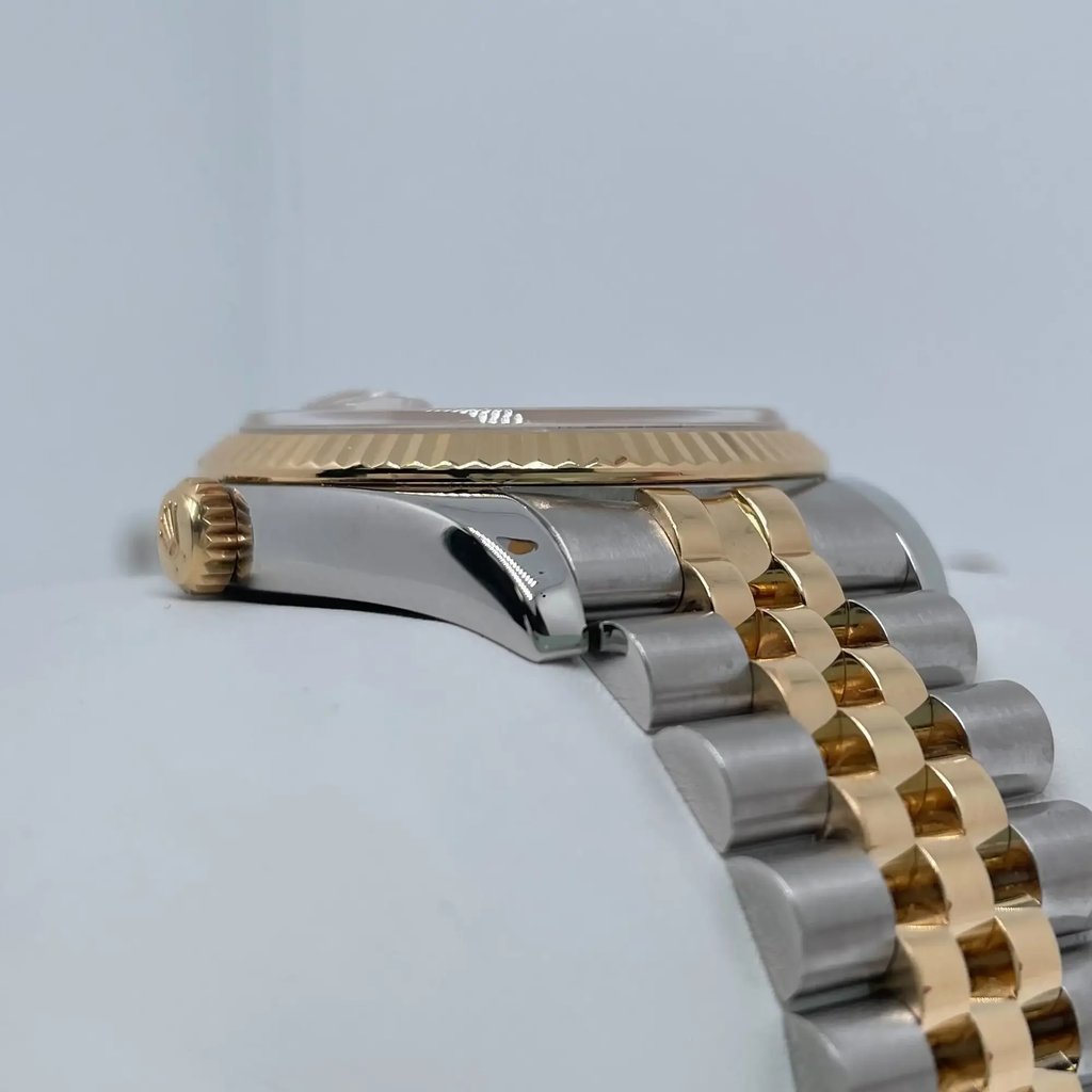 3rd image of Rolex  Rolex Datejust Wristwatch, PreOwned condition